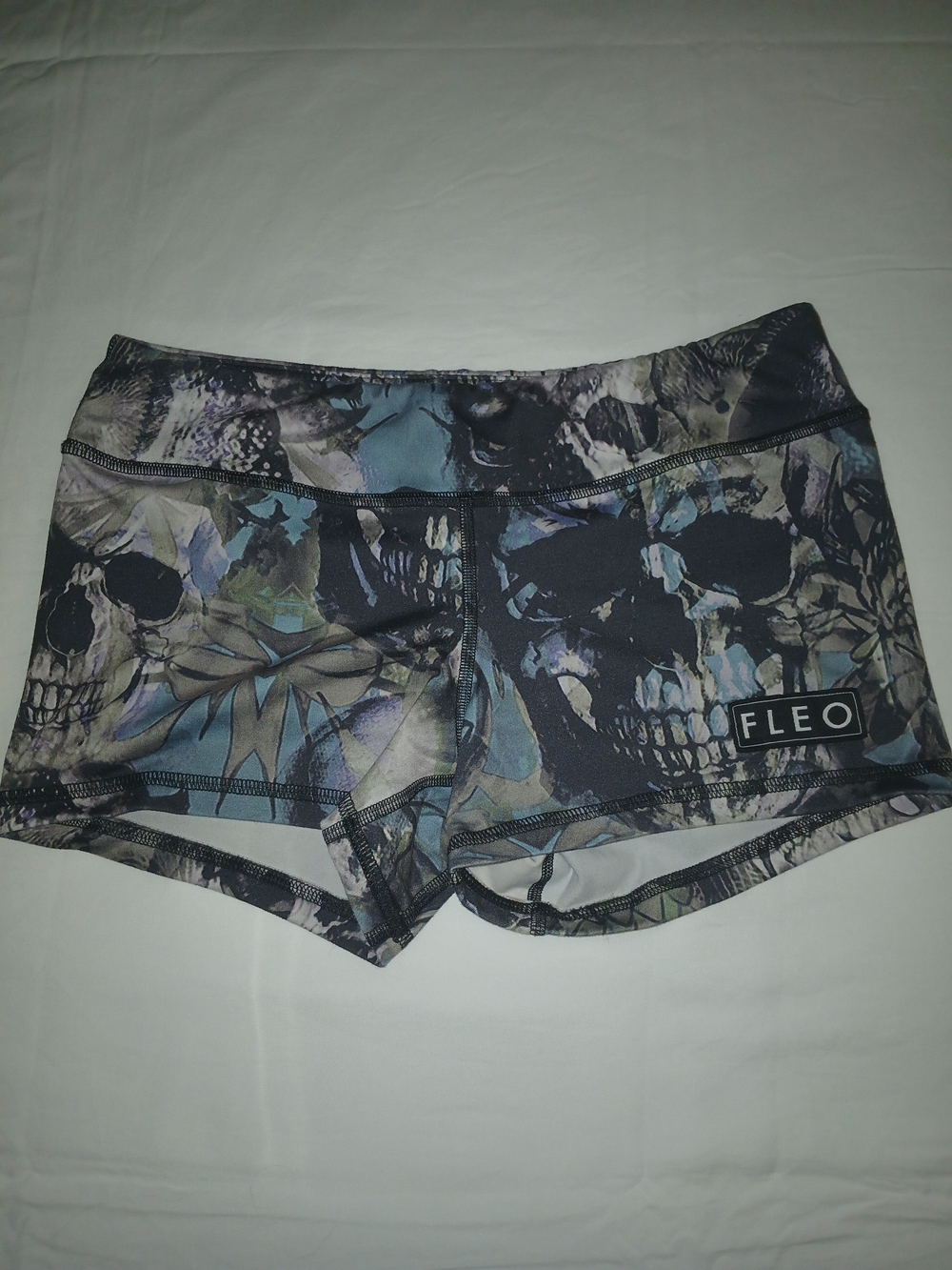 FLEO Women's Skull-Print Performance Workout Gym Casual Shorts in Multicolor